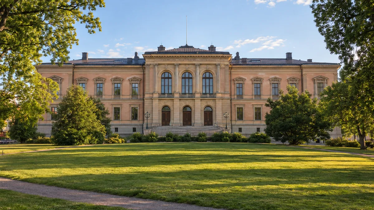 Bâtiment principal de la University of Uppsala derrière le parc universitaire